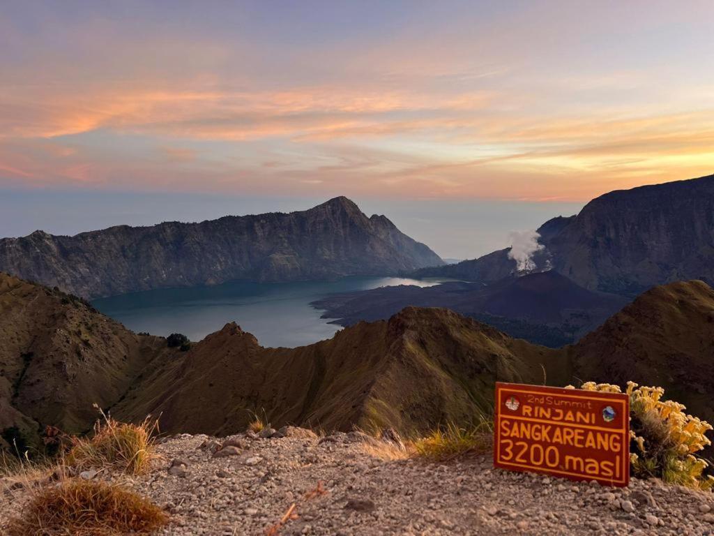 Dira Bungalows Tetebatu Exteriér fotografie